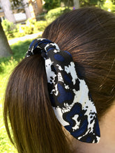 Charger l'image dans la galerie, FOULCHIE - Tacheté Bleu et Noir