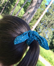 Charger l'image dans la galerie, FOULCHIE - Bleu Canard à Pois Blancs