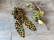 Charger l'image dans la galerie, FOULCHIE - Léopard Jaune