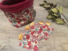 Charger l'image dans la galerie, LINGETTES 100% Coton éponge - Lot de 5 Rouge Fleuri (Panier en option)
