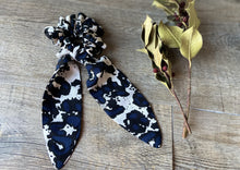 Charger l'image dans la galerie, FOULCHIE - Tacheté Bleu et Noir