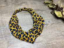 Charger l'image dans la galerie, HEADBAND TURBAN - Léopard Jaune