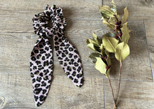 Charger l'image dans la galerie, FOULCHIE - Léopard Rose