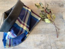 Charger l'image dans la galerie, SNOOD RÉVERSIBLE - Bleu Marine Ecossais Blue Scottish