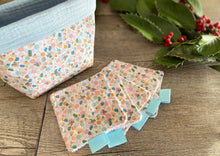 Charger l'image dans la galerie, LINGETTES 100% Coton éponge - Lot de 5 Pink Bubbles / Bleu (Panier en option)