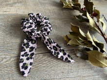 Charger l'image dans la galerie, MINI FOULCHIE - Léopard Rose