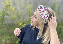Charger l'image dans la galerie, HEADBAND TURBAN - Blanc Coton Bio Fleuri